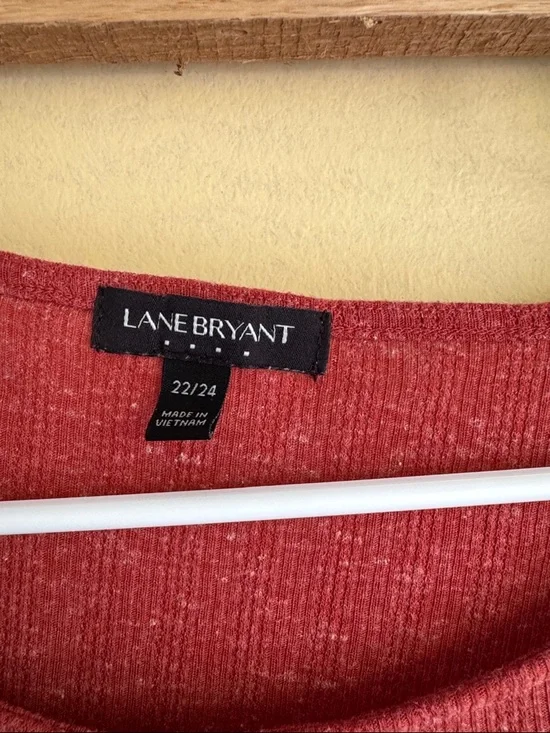 Lane Bryant Rust Red Twist-Knot Short Sleeve Tee - Picture 2 of 3